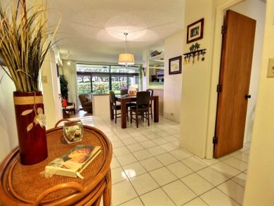 Spacious Maui, Hawaii Two Bedroom Rental Condo With Pool